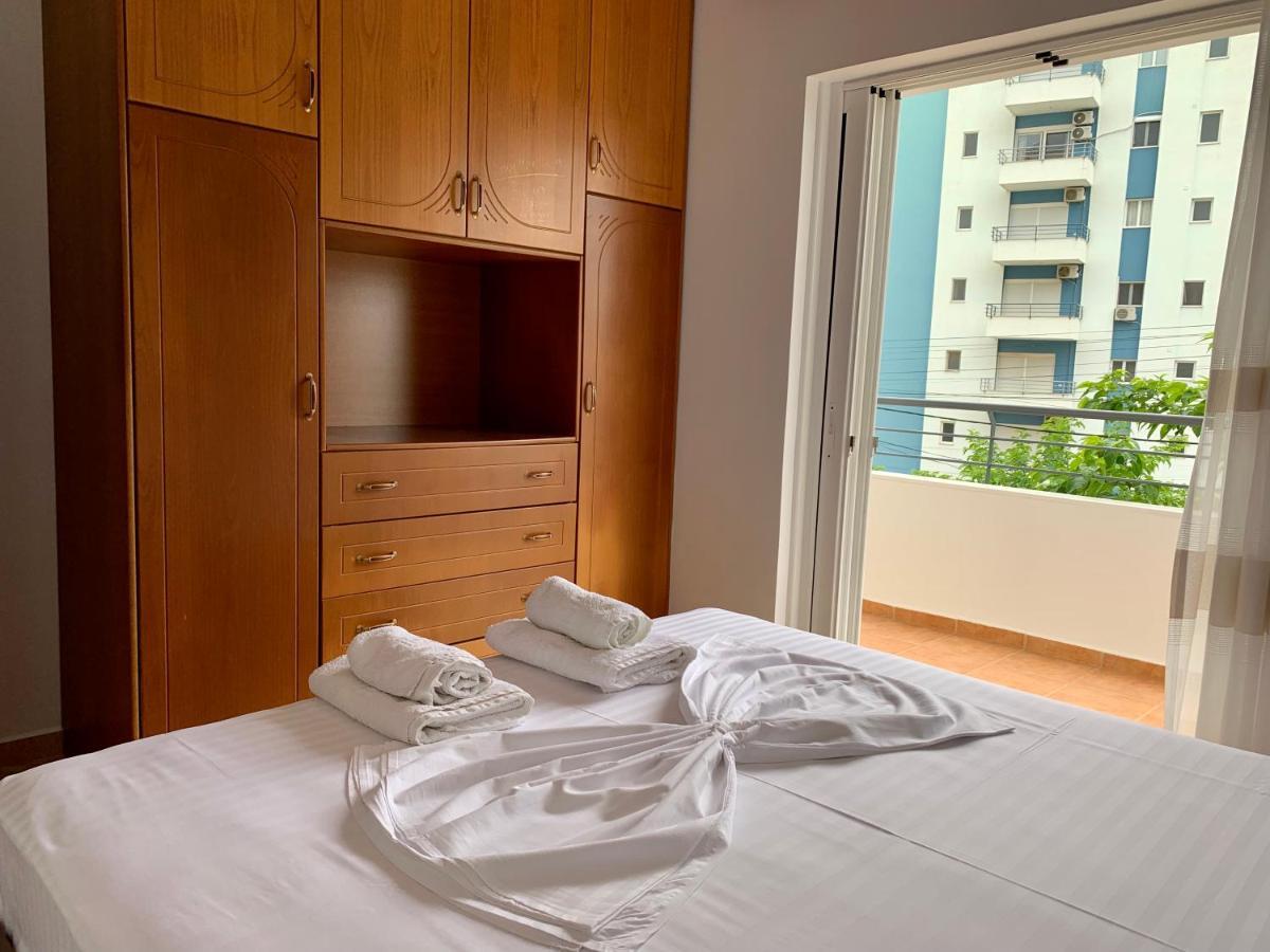 Bardhi Apts Sarandë Buitenkant foto