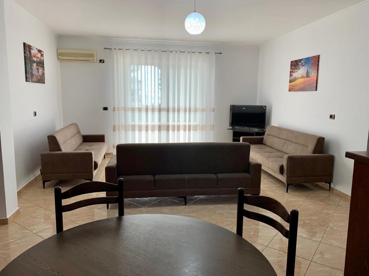 Bardhi Apts Sarandë Buitenkant foto